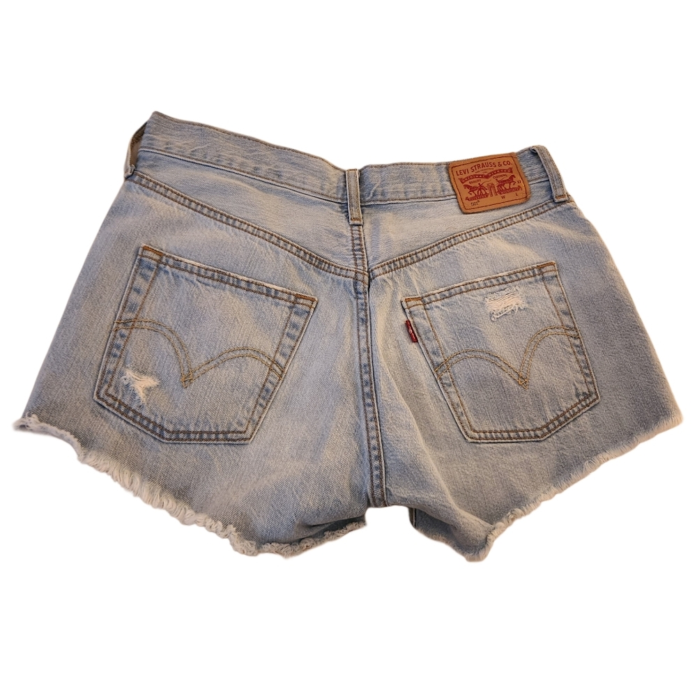 Levis 501 Distressed Light Blue Denim Cut Off Shorts Size 27 Button Fly - Picture 3 of 12